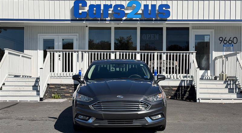 Used 2018 Ford Fusion SE w/ Equipment Group 201A FWD image 10