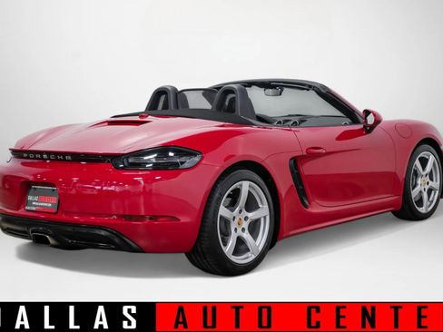 Used 2020 Porsche 718 Boxster image 7