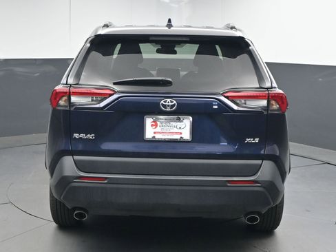 Used 2024 Toyota RAV4 XLE image 7
