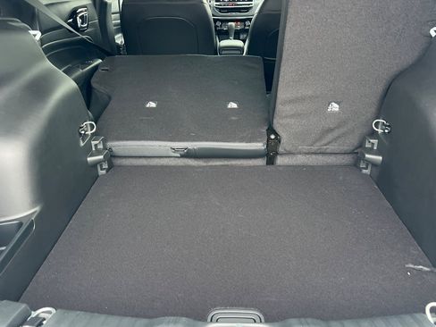 New 2026 Jeep Compass Latitude image 13