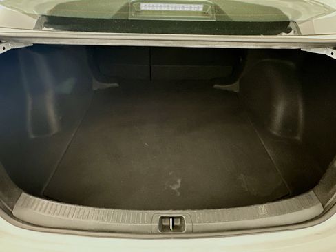 Used 2024 Toyota Corolla LE image 30