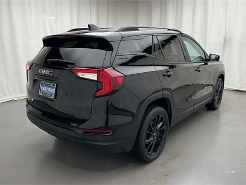 Certified 2023 GMC Terrain SLE w/ Driver Convenience Package image 3