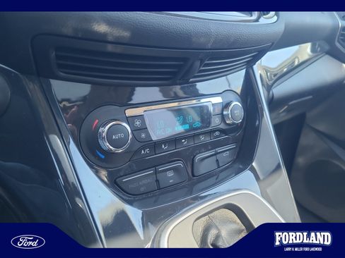 Used 2013 Ford Escape Titanium AWD/4WD image 29