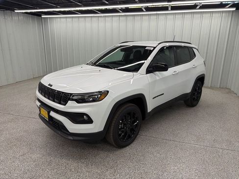 New 2026 Jeep Compass Latitude AWD/4WD image 3