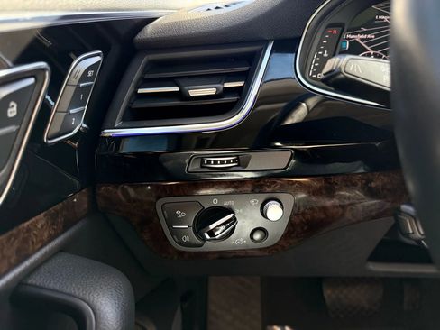 Used 2018 Audi Q7 3.0T Prestige w/ Prestige Package image 42