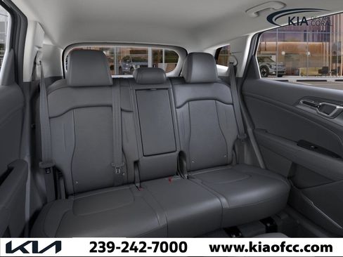 New 2025 Kia Sportage EX image 16