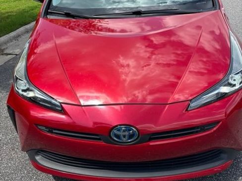 Used 2020 Toyota Prius Limited FWD image 13