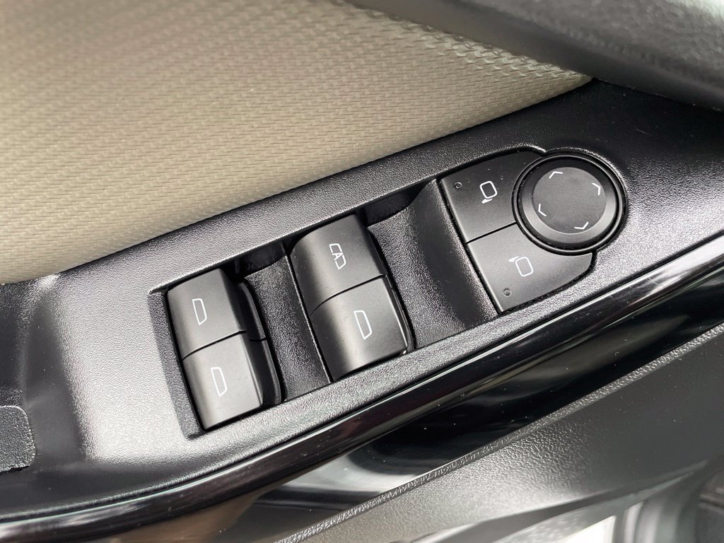 Used 2025 Chevrolet Equinox LT w/ Convenience Package II AWD/4WD image 20