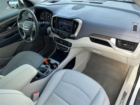 Used 2023 GMC Terrain Denali w/ Denali Premium Package image 18