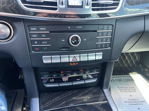 Used 2016 Mercedes-Benz E 350 4MATIC Sedan w/ Premium Package image 20