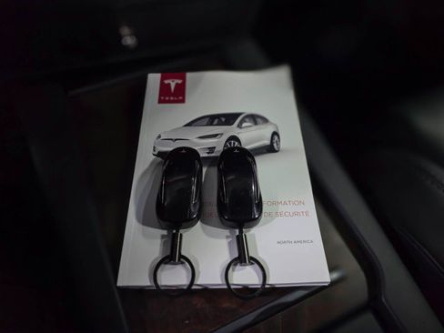 Used 2019 Tesla Model X Performance image 44