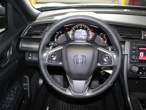 Used 2018 Honda Civic Sport image 17