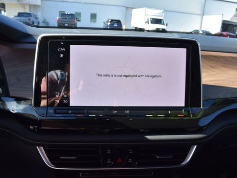 Used 2025 Volkswagen Atlas SE image 20