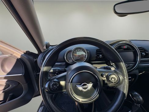 Used 2017 MINI Cooper Clubman S image 12
