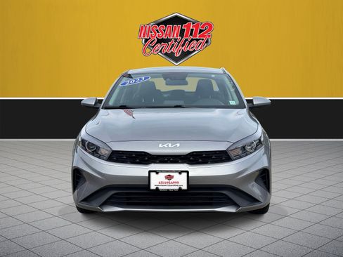 Used 2023 Kia Forte LXS FWD image 2
