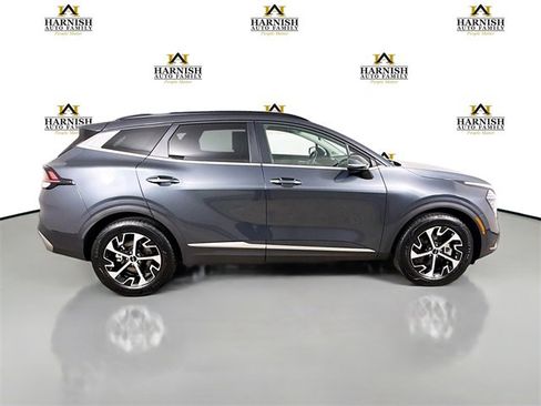 Certified 2025 Kia Sportage EX w/ Premium Package image 8