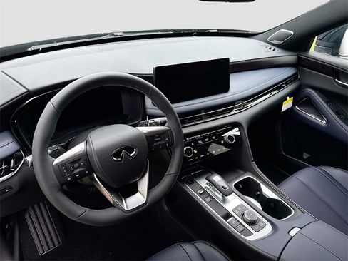 Used 2026 INFINITI QX60 Sport w/ Dark Cargo Package image 10