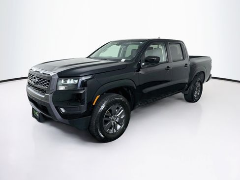 Used 2026 Nissan Frontier SV AWD/4WD image 3