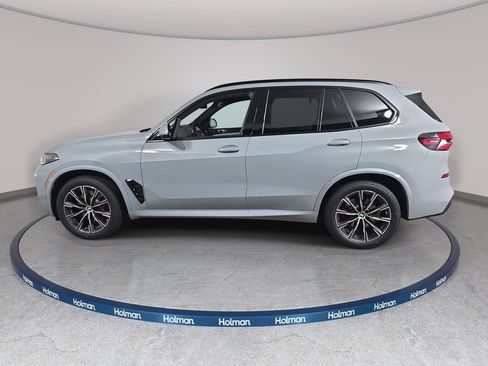 New 2026 BMW X5 xDrive40i w/ M Sport Package AWD/4WD image 8