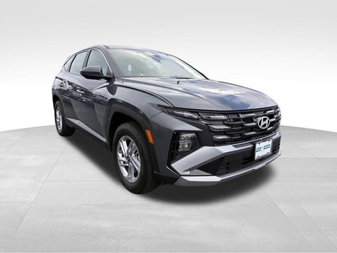 Used 2026 Hyundai Tucson SE AWD/4WD image 1