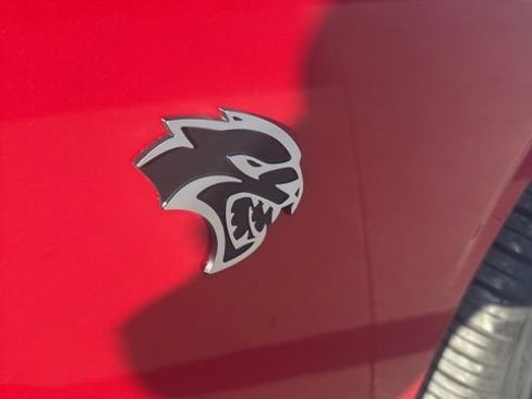 Used 2015 Dodge Challenger SRT Hellcat image 28