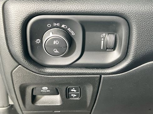 Used 2022 RAM 1500 Big Horn image 10