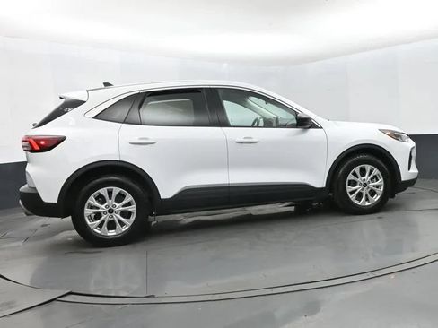 Used 2024 Ford Escape Active FWD image 4