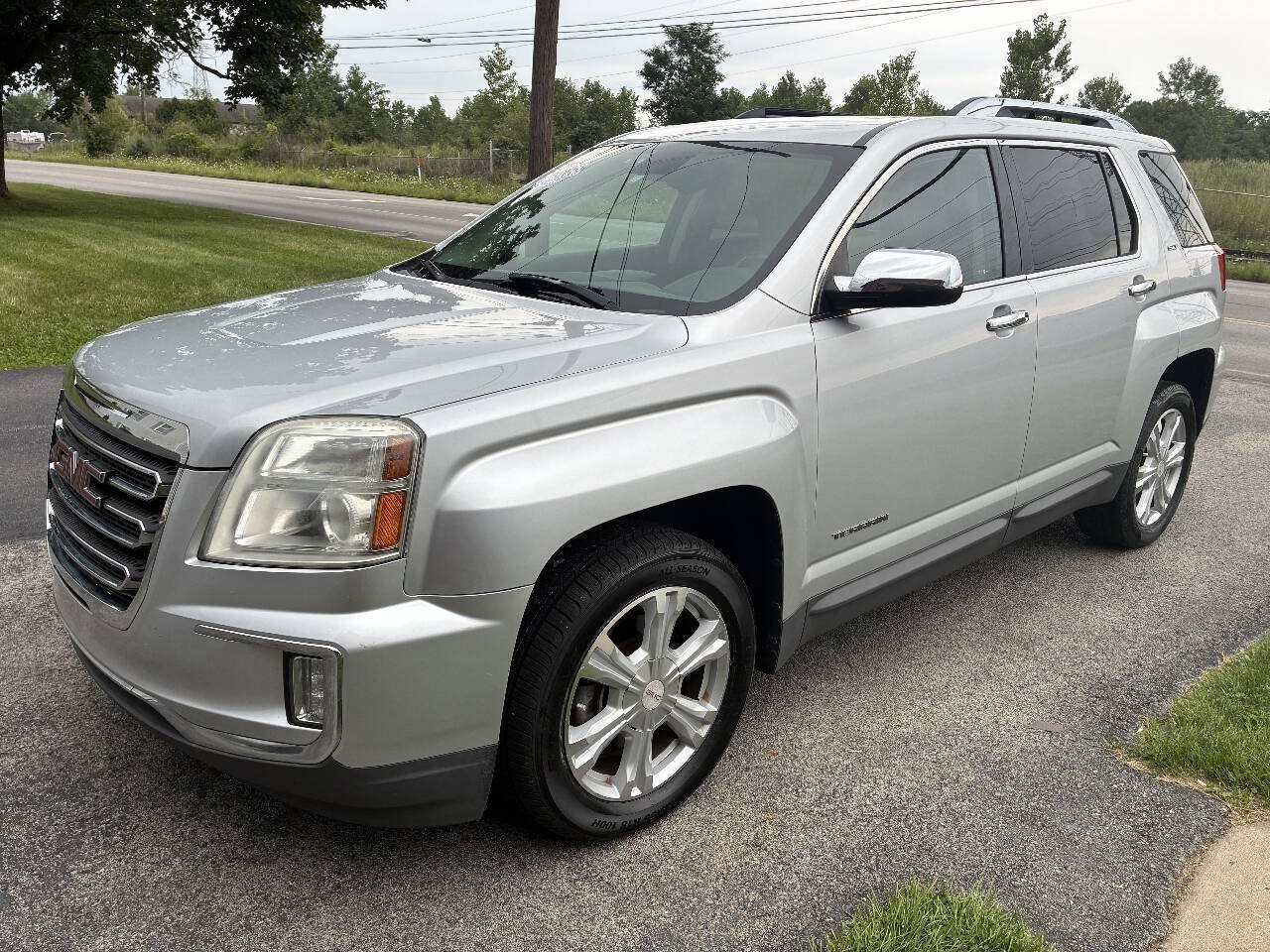 Used 2016 GMC Terrain SLT w/ Open Road Package FWD image 2