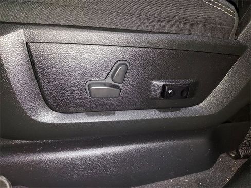 Used 2024 RAM 3500 Big Horn w/ Night Edition image 18