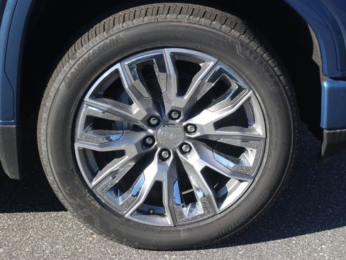 New 2026 GMC Sierra 1500 Denali w/ Denali Reserve Package image 9