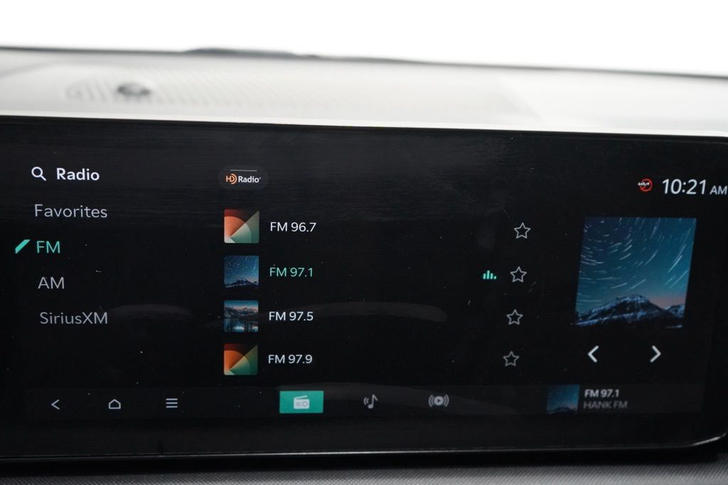 Used 2025 Kia K4 FWD image 22