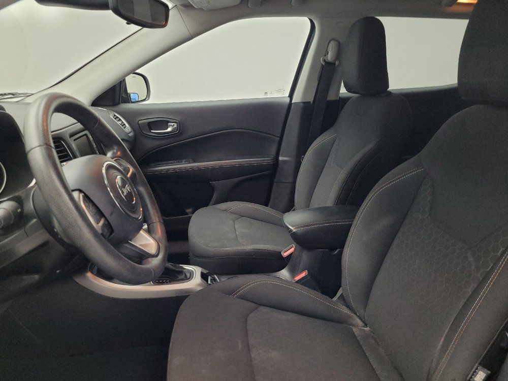 Used 2018 Jeep Compass Sport AWD/4WD image 17