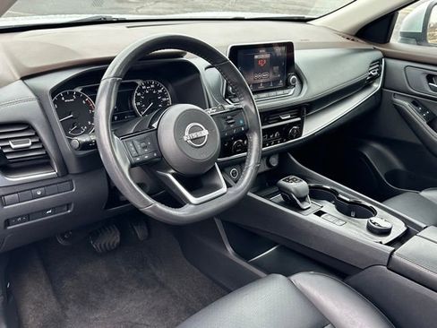 Certified 2023 Nissan Rogue SV w/ SV Premium Package image 34