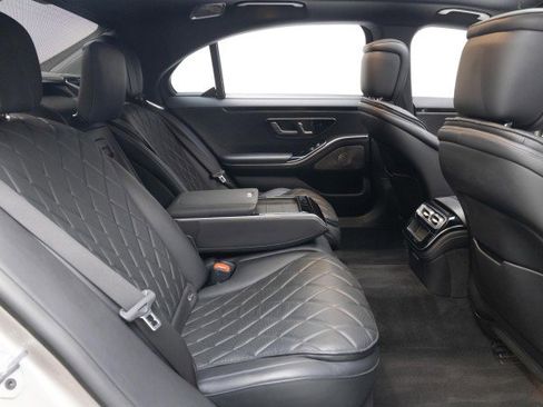 Used 2021 Mercedes-Benz S 580 4MATIC Sedan image 40