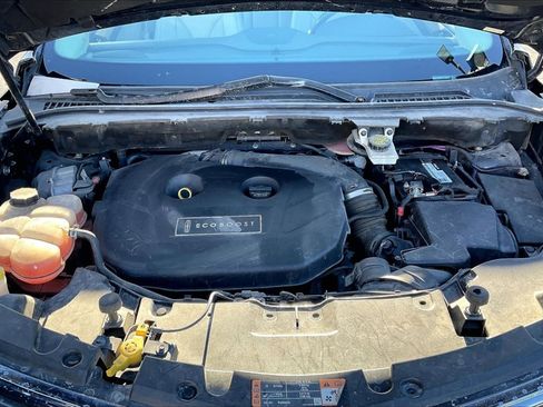 Used 2015 Lincoln MKC FWD w/ Equipment Group 101A Select image 10