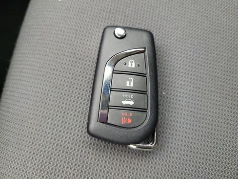 Used 2023 Toyota Corolla LE FWD image 32