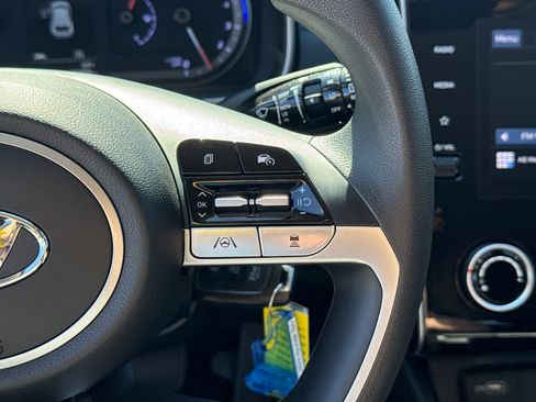 Certified 2023 Hyundai Tucson SE image 26