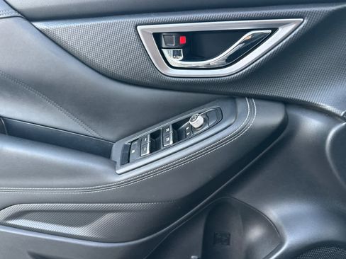 Used 2020 Subaru Forester Limited w/ Popular Package #3 image 9