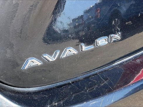 Used 2013 Toyota Avalon image 19