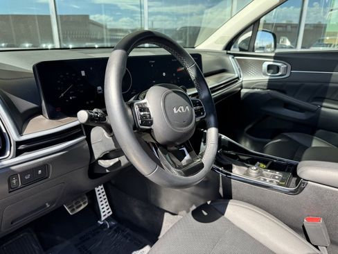 Used 2024 Kia Sorento SX image 33