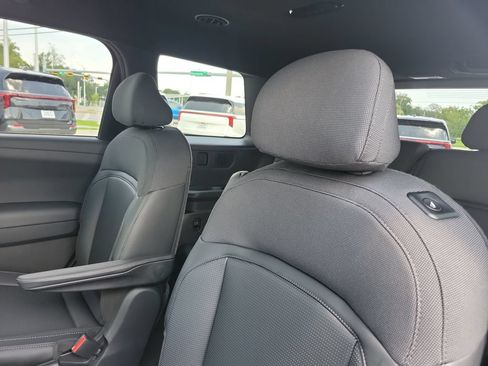 New 2027 Kia Telluride S w/ Towing Package FWD image 22