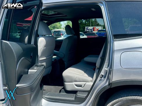 Used 2023 Honda Passport Elite image 22