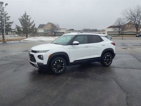 Used 2023 Chevrolet TrailBlazer LT image 28