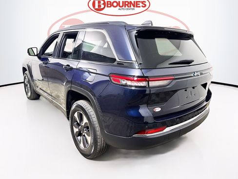 Used 2024 Jeep Grand Cherokee Limited 4xe AWD/4WD image 10