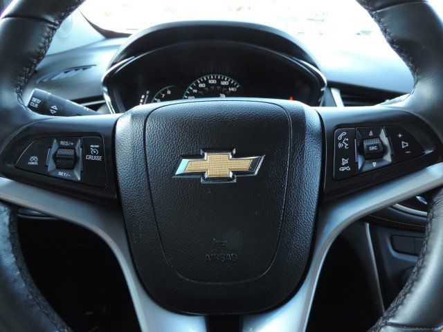 Used 2018 Chevrolet Trax LT w/ LT Convenience Package FWD image 25
