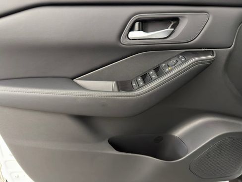 New 2026 Nissan Rogue SV image 22