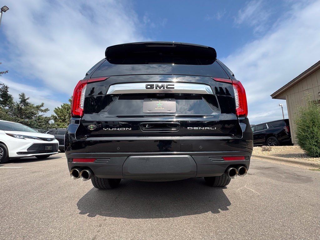 Used 2023 GMC Yukon Denali w/ Denali Reserve Package AWD/4WD image 10