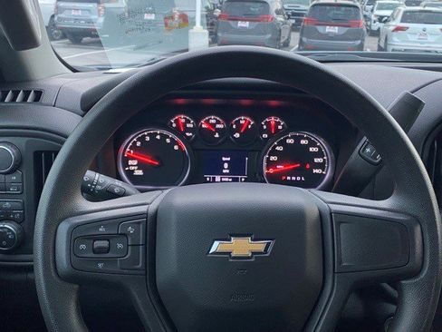 Certified 2025 Chevrolet Silverado 1500 Custom image 13