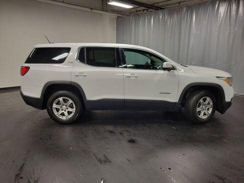 Used 2019 GMC Acadia SLE image 10