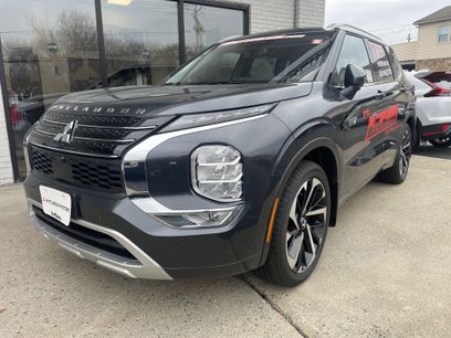 New 2025 Mitsubishi Outlander SEL